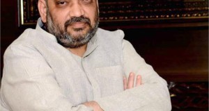 PM मोदी पर बयान देकर घिरे अमित शाह