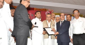 मुख्यमंत्री ने 08 मेगा इकाईयों को ‘लेटर आॅफ कम्फर्ट’ प्रदान किया