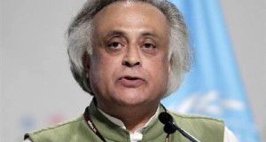स्मृति ईरानी तो गलती से भी सच नहीं बोलतीं: जयराम रमेश