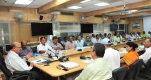 विकास एजेण्डा में प्रगति आख्या न  देने वाले वरिष्ठ अधिकारियों को चिन्हित कर दण्डित किया जायेगा: मुख्य सचिव