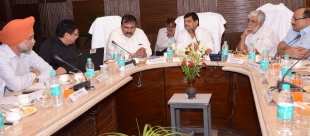 बीहड़ क्षेत्रों के सुधार में विश्व बैंक के अधिकारी सहयोग करें: शिवपाल