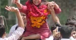 डीयू छात्र संघ चुनावों में एबीवीपी ने बाज़ी मारी