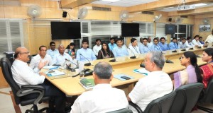 युवा अधिकारियों को अपनी कार्यशैली एवं अच्छे व्यवहार से  आम नागरिकों में बेहतर पहचान बनानी चाहिये: मुख्य सचिव