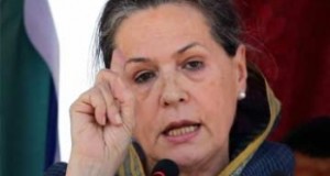 हिन्दू-मुसलमान लड़ते नहीं लड़ाये जाते हैं: सोनिया