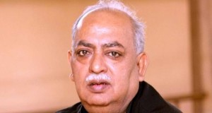 मुनव्वर राना ने लाइव शो में लौटाया साहित्य अकादमी पुरस्कार