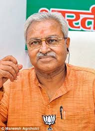 पंचायत चुनाव  में समाजवादी पार्टी ने लोकतंत्र की खुलेआम धज्जियां उडाई—डा0 लक्ष्मीकांत बाजपेयी