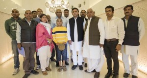 मुख्यमंत्री से दिवंगत निरीक्षक अनिल कुमार  की पत्नी तथा अन्य परिजनों ने मुलाकात की
