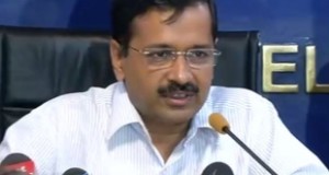 जासूसी पर नहीं सरकार चलाने पर ध्यान दें मोदी: केजरीवाल