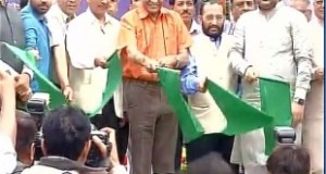 प्रभु ने दिखाई गतिमान एक्सप्रेस को हरी झंडी