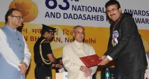 राष्ट्रपति ने राष्ट्रीय फिल्म समारोह में  उत्तर प्रदेश को स्पेशल मेन्शन सर्टिफिकेट प्रदान किया