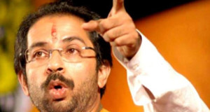 शिवेसना का PM मोदी से सवाल; कितने लोगों के खातों में आए 15 लाख रूपए?