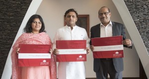 मुख्यमंत्री से शिव नाडर फाउण्डेशन के पदाधिकारियों ने मुलाकात कर विद्याज्ञान स्कूलों की रिपोर्ट  भेंट की