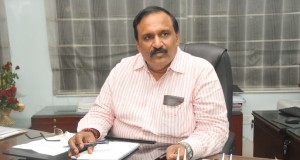 तकनीकी कारण से विद्युत आपूर्ति बाधित होने पर मुख्य सचिव  द्वारा तलब किये गये विद्युत विभाग के वरिष्ठ अधिकारीगण