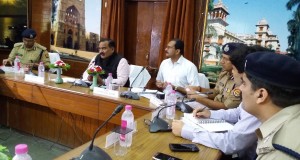 मुख्य सचिव ने जनपद वाराणसी के विकास कार्यों का किया औचक निरीक्षण ,2 अवर अभियन्ताओं को किया निलम्बित