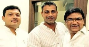 टीम इंडिया के तेज गेंदबाज प्रवीण कुमार समाजवादी पार्टी में शामिल