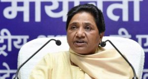 मायावती 50 लाख वापस करें, नहीं तो दे दूंगा जान: फौजी अरुण