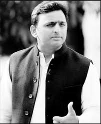 समाज के सभी वर्गों की सुविधा के लिए राज्य सरकार  शीघ्र समाजवादी स्मार्ट फोन योजना शुरू करेगी: मुख्यमंत्री