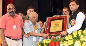 पत्रकारों ने देश में लोकतांत्रिक व्यवस्था को  मजबूत करने में बड़ा योगदान किया: मुख्यमंत्री