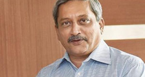 बेहोशी की हालत में पड़ोसी देश: मनोहर पर्रीकर