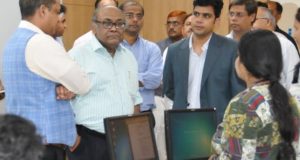 सी0जी0 सिटी में निर्माणाधीन एस0टी0पी0 एवं ओवरहैड टैंक के कार्यों में और अधिक गति लाई जाये—मुख्य सचिव