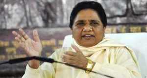 सपा टूट रही है, अब मरे को क्या मारना, मुकाबला BJP से—- मायावती