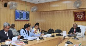 25000 आवासों के निर्माण हेतु विस्तृत  परियोजना रिपोर्ट आगामी एक सप्ताह में प्रस्तुत की जाये : मुख्य सचिव