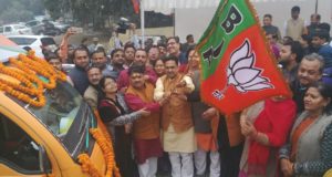 बंसल ने  20 वीडियों रथ परिवर्तन संदेश के साथ किया रवाना