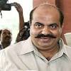 सपा ने मुख्तार के भाई और आजम खां के बेटे, बाहुबली अतीक अहमद को भी टिकट दिया