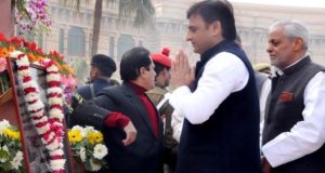 मुख्यमंत्री ने पूर्व प्रधानमंत्री स्व0 चैधरी चरण सिंह को भावभीनी श्रद्धांजलि अर्पित की