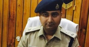 योगी सरकार की आलोचना करने वाले आईपीएस हिमांशु कुमार  निलंबित