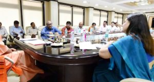 मुख्यमंत्री ने कुपोषित बच्चों को बन्द पैकेट में पोषाहार उपलब्ध कराने के निर्देश दिए