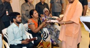 मुख्यमंत्री ने जनता की समस्याएं सुनीं , अधिकारियों को दिए प्रभावी कार्रवाई के निर्देश
