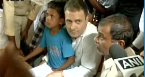राहुल गांधी ने कहा कि आज की सरकार सिर्फ अमीर लोगों की बात मानती है. यह सरकार सूट-बूट वालों की सुनती है.