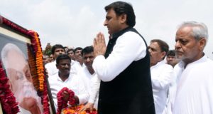 जनेश्वर मिश्र का समाजवाद को नई ऊंचाईयों पर ले जाने में सराहनीय योगदान रहा—–अखिलेश यादव