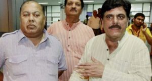कांग्रेसी विधायकों को रखने वाले रिज़ॉर्ट पर छापा