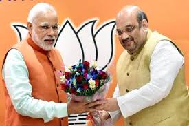 BHU बवाल पर मोदी-शाह ने की CM योगी से बात