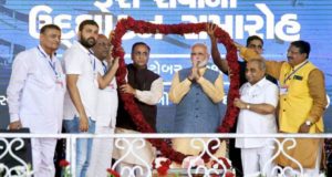 पीएम मोदी ने  615 करोड़ रुपये की रो-रो नौका सेवा  का शुभारंभ किया