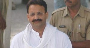 मुख्तार अंसारी को देखने पहुंचीं उनकी पत्नी को भी पड़ा दिल का दौरा, दोनों ही लखनऊ रेफर