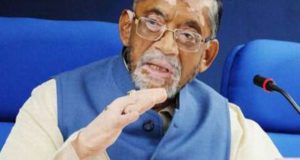 केंद्रीय मंत्री गंगवार के विवादित बोल- रेप की 1-2 घटनाएं हो जाती हैं, बात का बतंगड़ न बनाएं