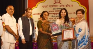 सुप्रसिद्ध चित्रकला कलाकार श्रीमती साधना कुमार  कला गौरव एवार्ड से सम्मानित