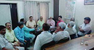 करछना बिजली परियोजना के निजीकरण और लिखित समझौते का पालन न होने से बिजली कर्मचारियों में गुस्सा