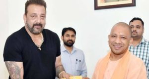 ‘संपर्क फॉर समर्थन’ : संजय दत्त से मिले यूपी के सीएम योगी आदित्यनाथ