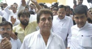 बिगड़ती कानून व्यवस्था और  महिला उत्पीड़न के खिलाफ कांग्रेस का धरना