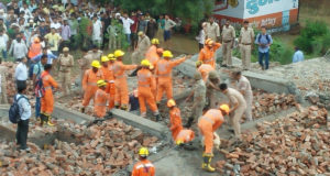 गाजियाबाद में निर्माणाधीन इमारत ढहने से एक की मौत,6 घायल, सीएम योगी दिए जांच के आदेश