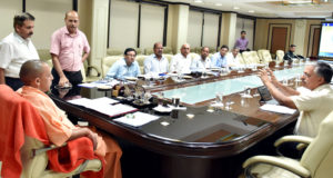 ई-आॅफिस प्रणाली को राज्य, मण्डल तथा जनपद स्तर  के कार्यालयों में शीघ्रता के साथ लागू किया जाए: मुख्यमंत्री
