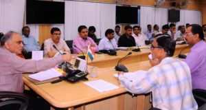 मुख्यमंत्री किसान एवं सर्वहित बीमा योजना के दावों का  निस्तारण तहसील दिवस में किया जाये: मुख्य सचिव
