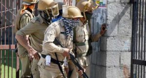 जम्‍मू कश्‍मीर: तीन पुलिसकर्मियों की हत्‍या के बाद 4 एसपीओ ने दिया इस्‍तीफा
