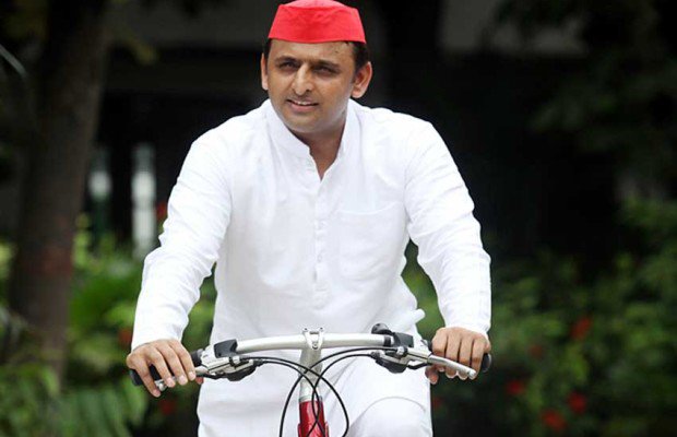 UP-CM-Akhilesh-Yadav-Cycle-election-symbol-EC-Mulayam-Singh-Yadav-news-in-hindi-170266