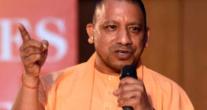 मुख्यमंत्री योगी ने भाजपा सांसदों को अपने आवास पर दोपहर भोज के साथ ही जिम्मेदारी का पाठ पढ़ाया