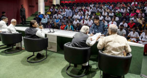 आउटसोर्सिंग क.अवनी परिधि ने कार्यरत नर्सिंग स्टाफ को कई माह से नहीं दिया मानदेय, पीड़ितों ने अखिलेश यादव से मिल कर  गुहार लगाई